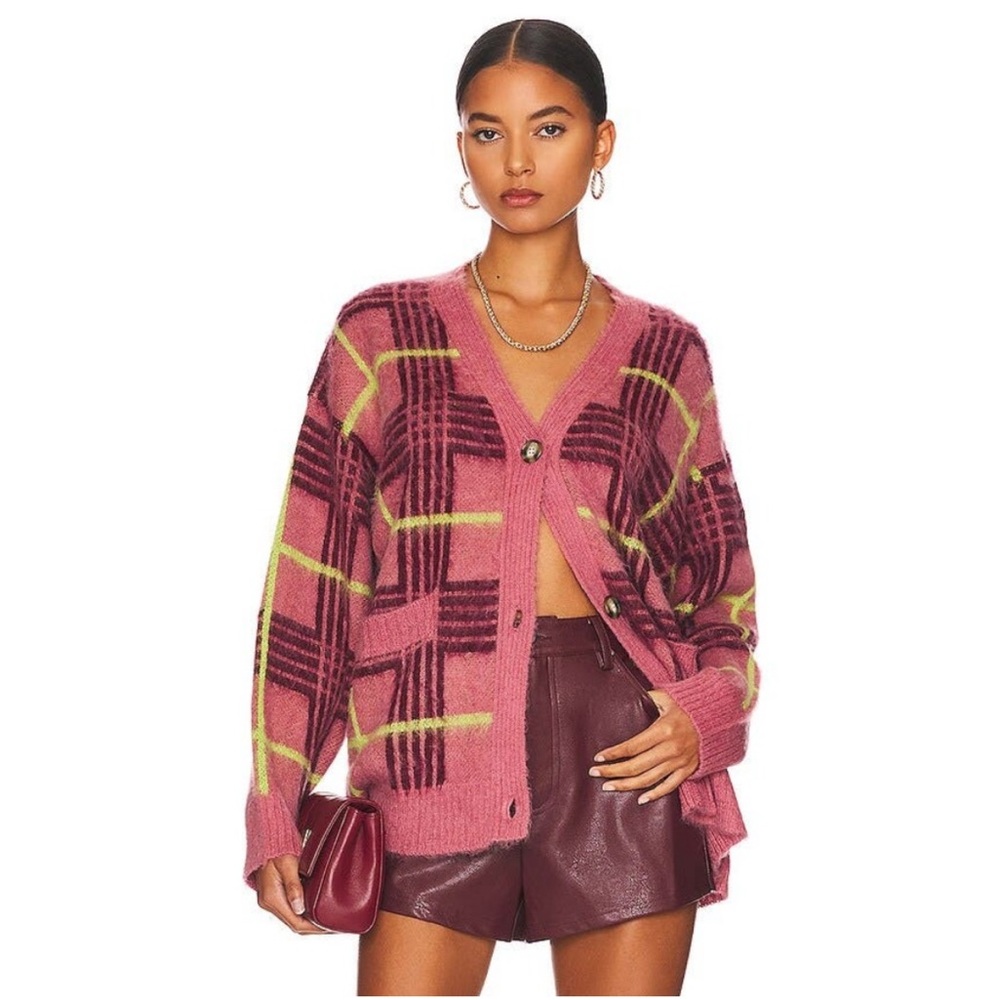 Daydreamer oversized cardigan in rosebloom plaid